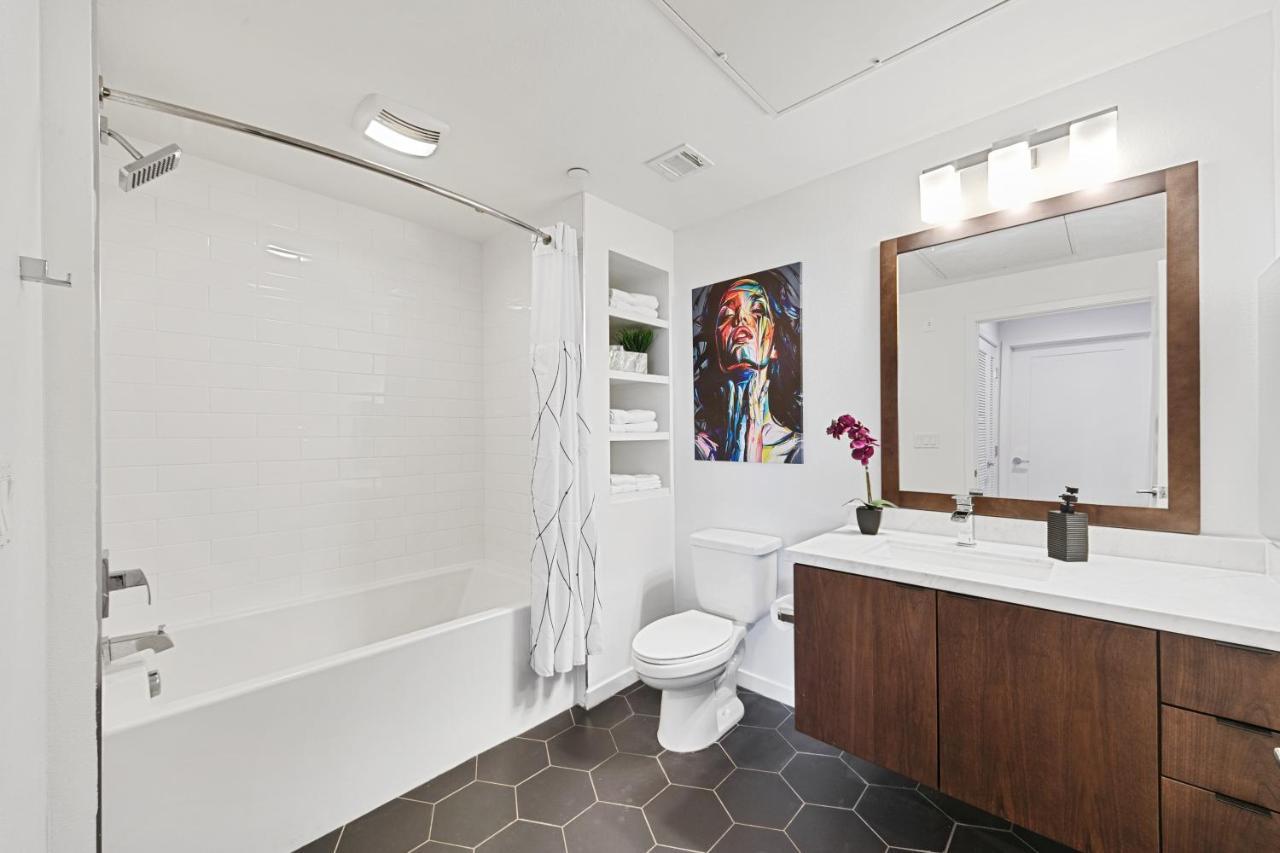 Fairfax District Chic City Oasis 2 Bedroom Apt With Den 136 Los Angeles Ngoại thất bức ảnh
