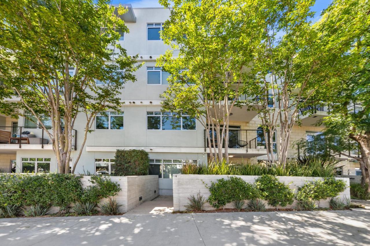 Fairfax District Chic City Oasis 2 Bedroom Apt With Den 136 Los Angeles Ngoại thất bức ảnh