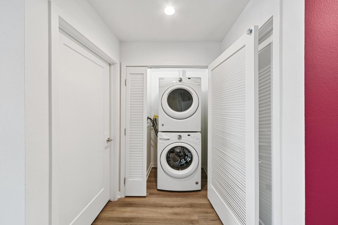 Fairfax District Chic City Oasis 2 Bedroom Apt With Den 136 Los Angeles Ngoại thất bức ảnh